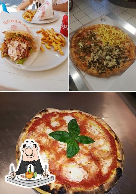 Platti al Pizzeria La Favola