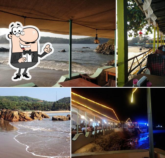 Check out how Ganga Café - ಗಂಗಾ ಕೆಫೆ looks outside