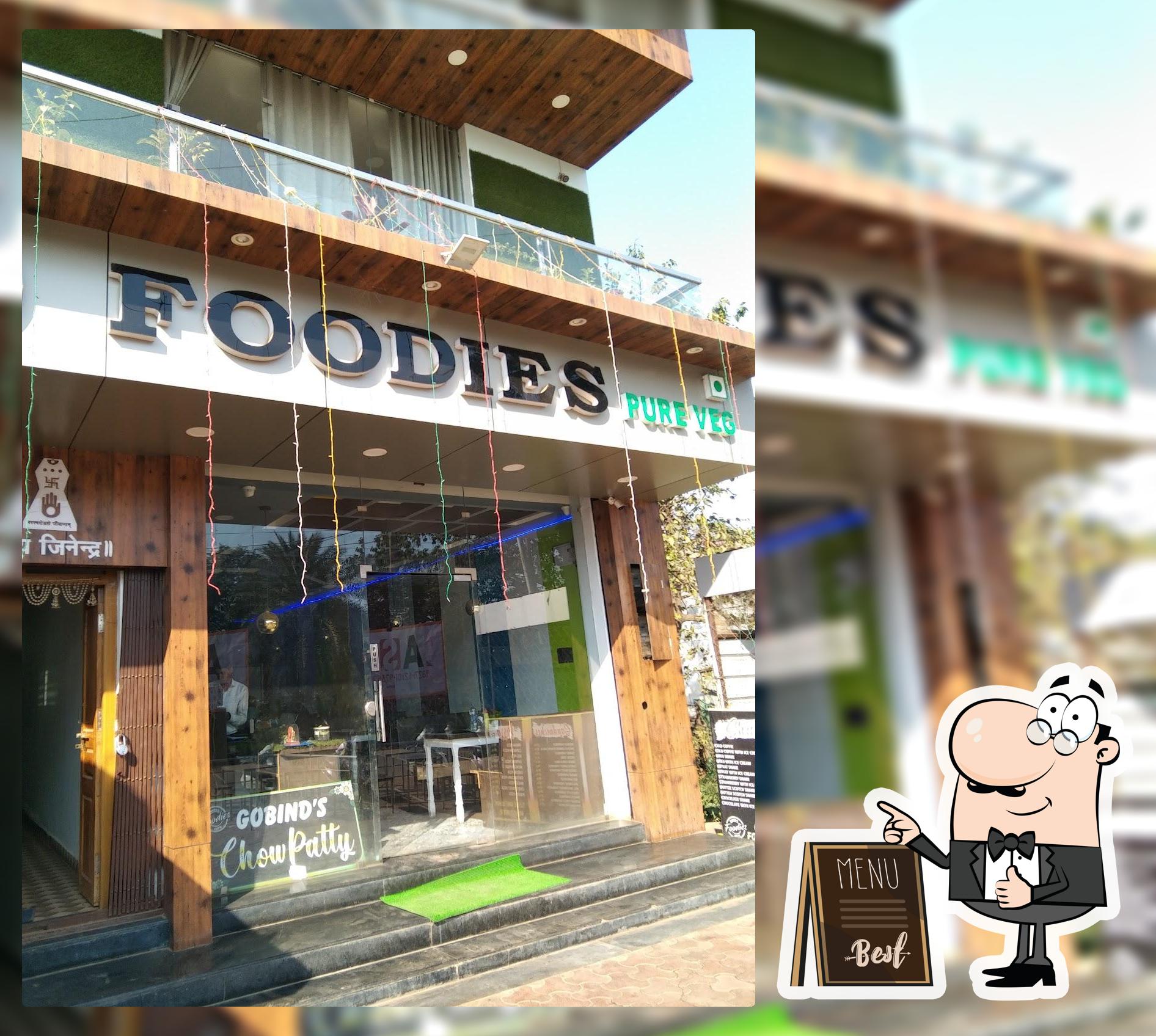 FOODIES Cafe & Restaurant