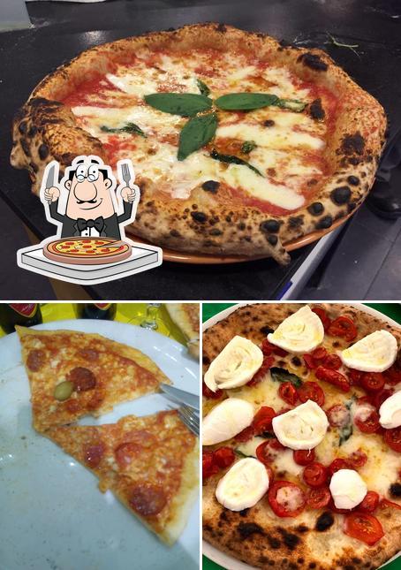 Prova una pizza a Pizzeria della Corte