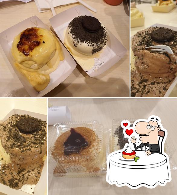 Puffy's Souffle Pancake restaurant, Quezon City, J27Q+R23 Restaurant