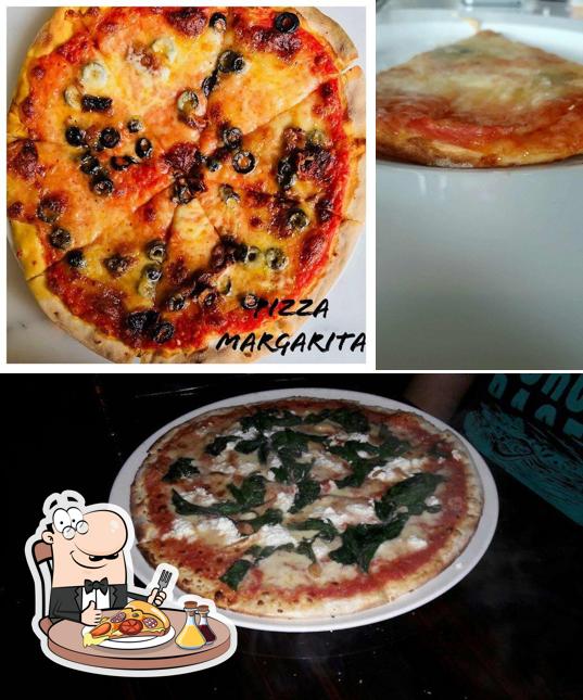Order pizza at Alto Vino - JW Marriott Pune