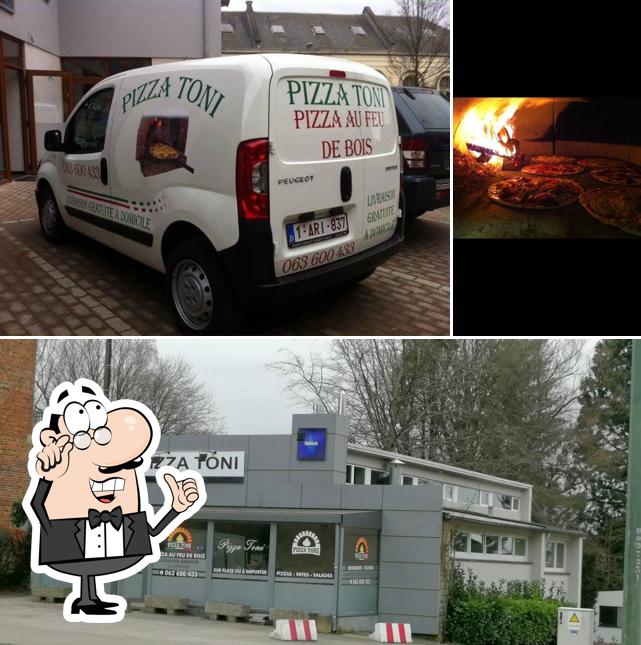 Découvrez l'intérieur de Pizza Toni