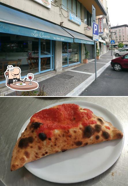 Platti al Pizzeria La Cueva