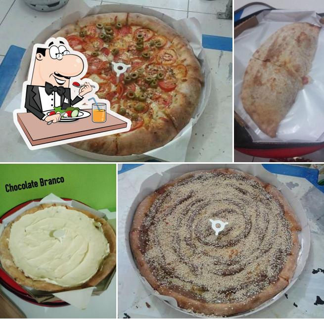 Comida em Pizzaria Familiare