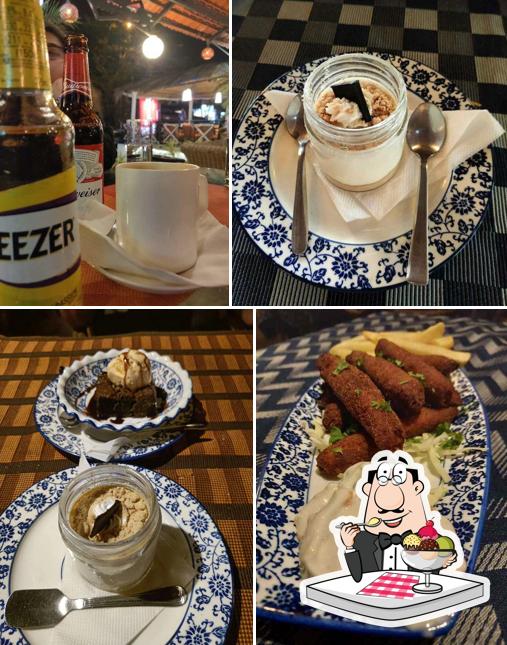 Mikey's Place Bar & Restaurant