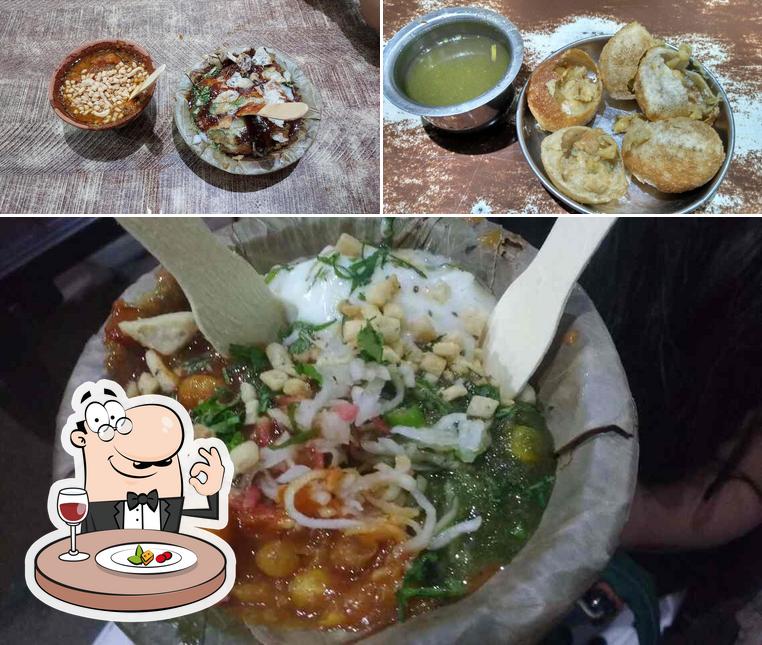 Food at Deena Chaat Bhandar