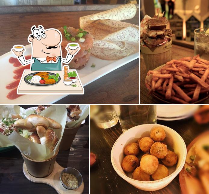 Urban Putt, 1096 S Van Ness Ave in San Francisco Restaurant menu and reviews