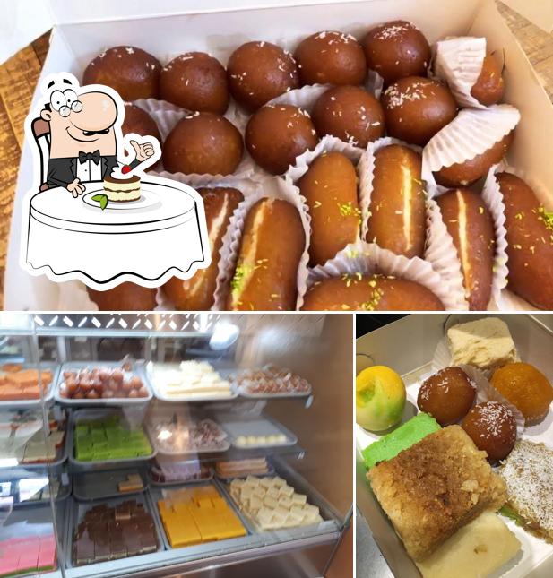 Punjab Sweets offre une variété de desserts