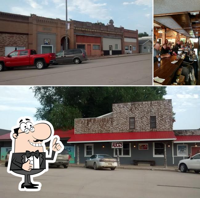 The Rambler Bar & Grill in Creston American restaurant menu and reviews
