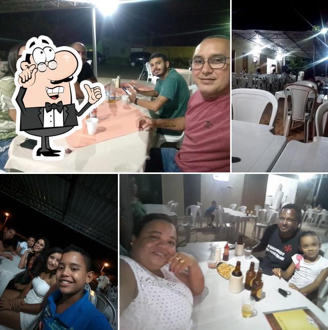 Veja imagens do interior do Elite Pizza