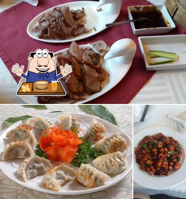 Food at Pekin Duck