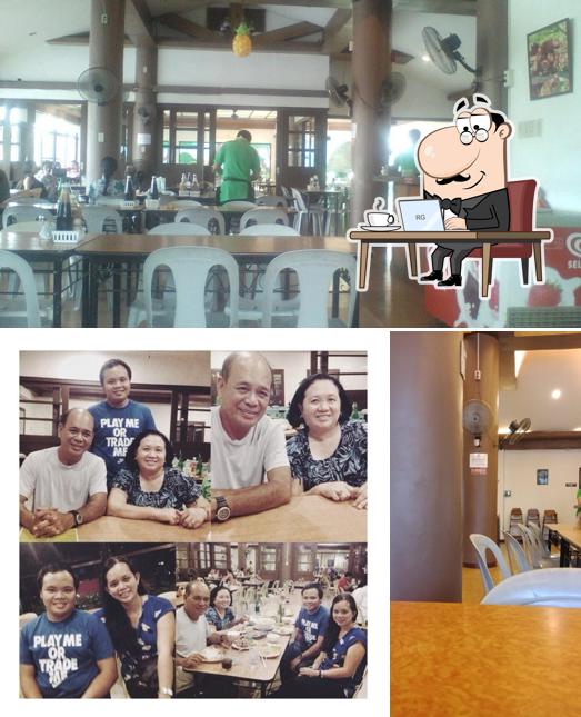GOLDEN FOOD PARK restaurant, Silay City Restaurant reviews