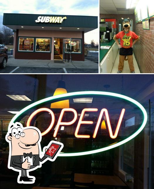 Subway, 7996 NY31 in Bridgeport Restaurant menu and reviews