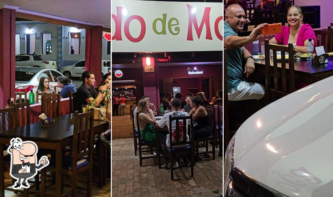 O interior do Dedo de Moça Restaurante e Pizzaria