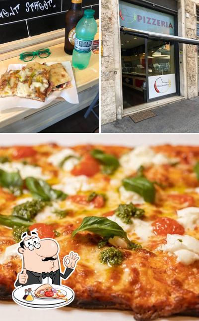 Ordina una pizza a Pizzeria Pizza Magna