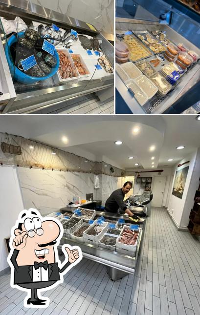Gli interni di Pescheria Friggitoria Andrea Costa