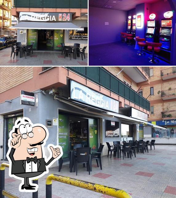 Dai un'occhiata agli interni di Gran Caffè La Reggia