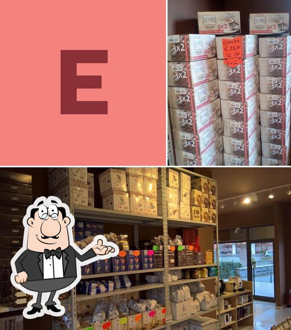 Emporio Mo.Ca.ffè - Vendita macchine caffè, capsule e cialde, originali e compatibili se distingue por su interior y comida