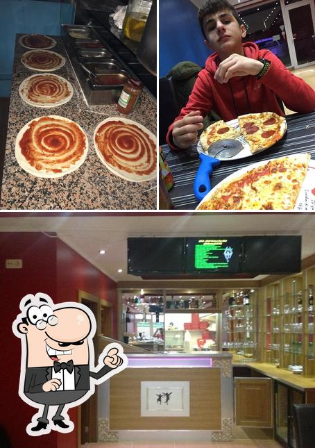 В Pizza Delicia 2 есть внутреннее оформление, еда и многое другое