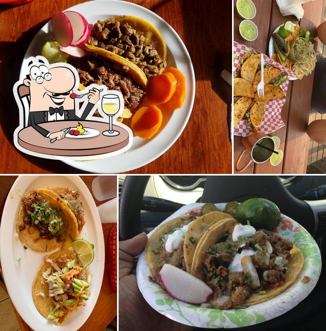 El Paisa Taco in Oakland Restaurant menu and reviews