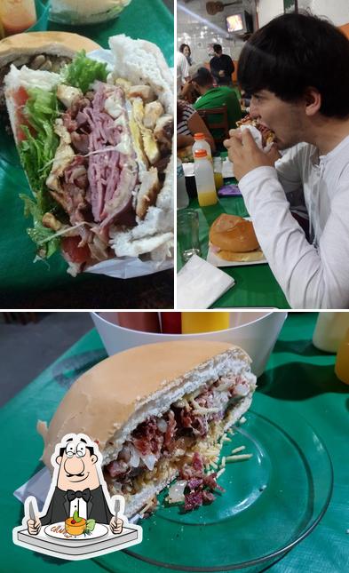 Comida em Recheio Lanches