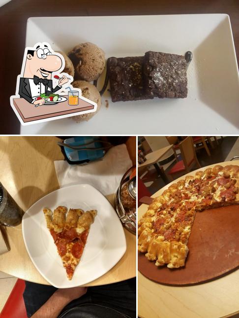 Pizza Hut pizzeria, San Miguel de Cozumel, Calle 3 Sur 81 - Restaurant  reviews