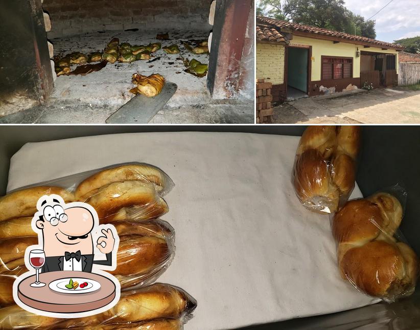 EMPANADAS DE CAMBRAY Y PAN DE BONO DE MAIZ, Bugalagrande Opiniones
