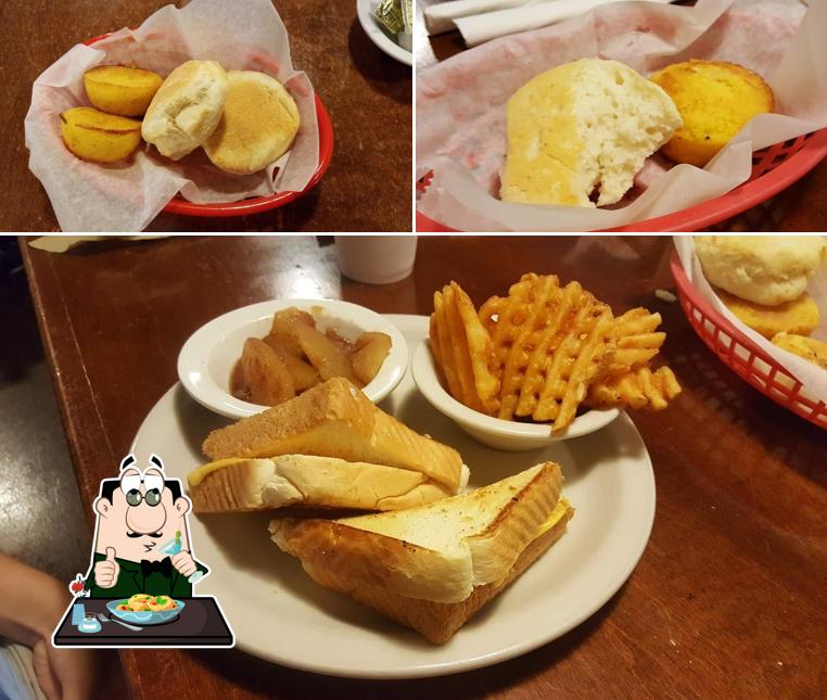 Southern Fried Green Tomatoes, 1175 Woods Crossing Rd 8 in Greenville