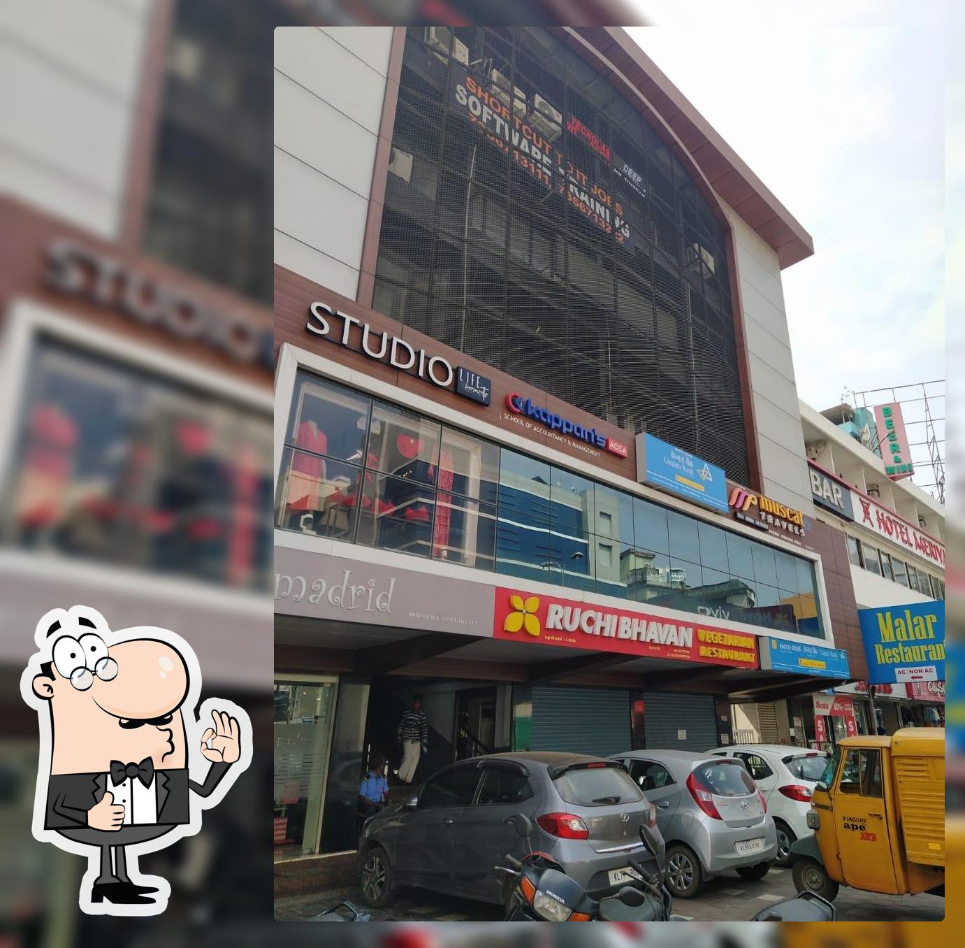 Hotel Ruchi Bavan