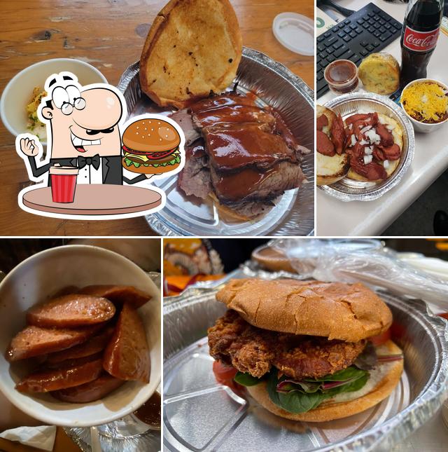 3 Pigs BBQ in Half Moon Bay - Restaurant menu and reviews