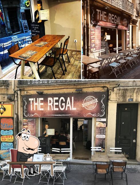 L'intérieur de THE Regal