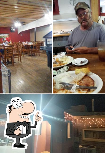 Eds Cafe in Shattuck Restaurant menu and reviews
