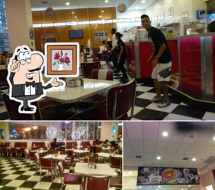 O interior do Johnny Rockets @ Tietê Plaza