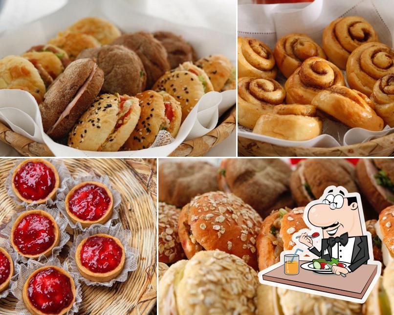 Comida em Fina Farinha Pães e Doces