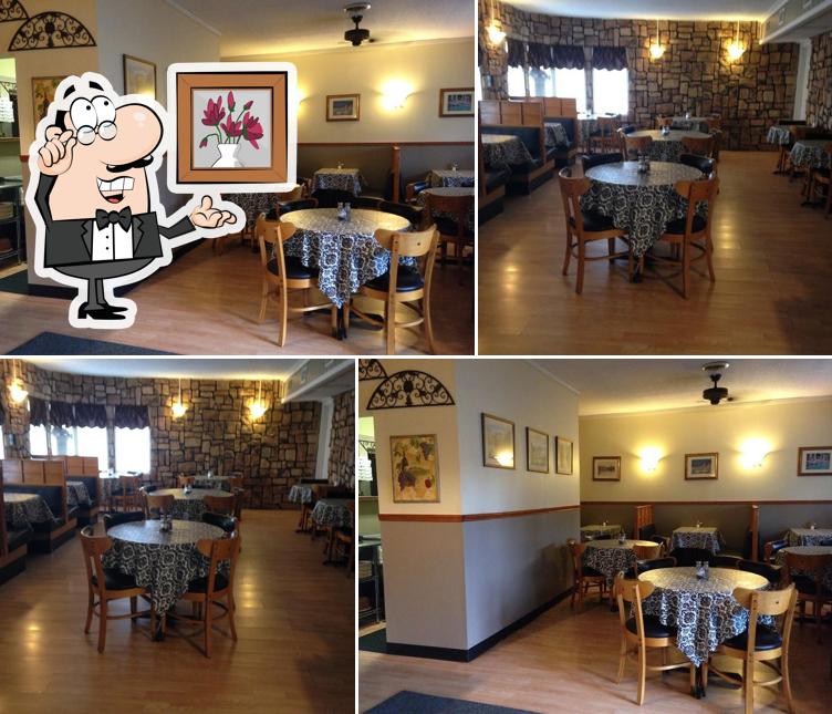 Top 7 restaurants with sausage sandwiches in Des Moines, october 2024