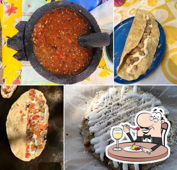 Restaurante GORDITAS Y QUESADILLAS "EL GUAMUCHIL", Crucero Tezoyuca