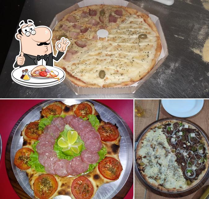 Experimente pizza no Pizzaria Pedra De Fogo