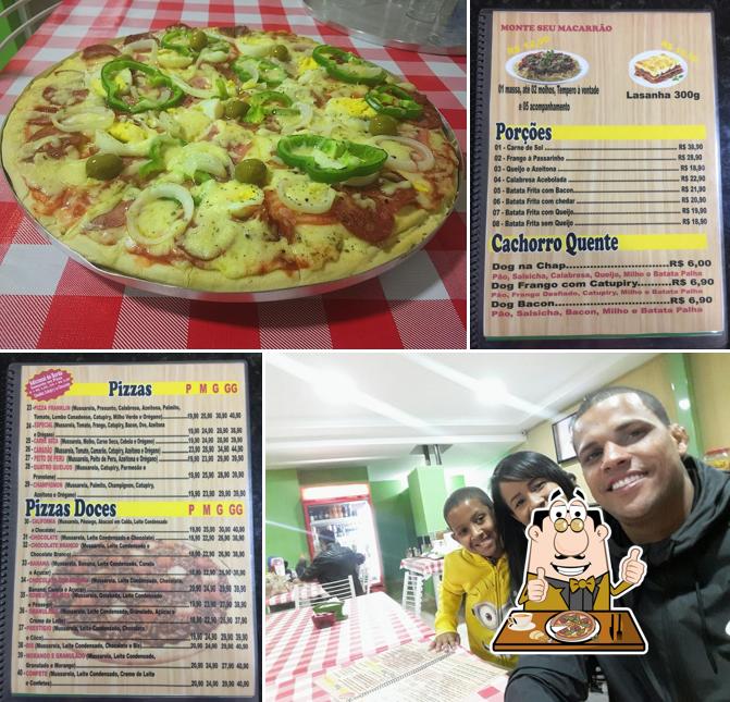 Consiga diferentes variedades de pizza