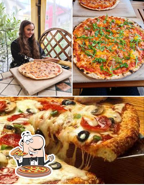 Ordina una pizza a Pizzeria l'isola di Coppola Anna franca