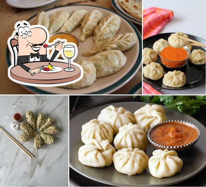 Meals at The Fresh Panda Momos