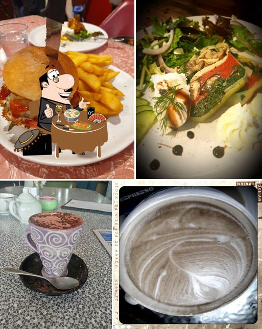 Montage Cafe in Olinda Restaurant menu and reviews