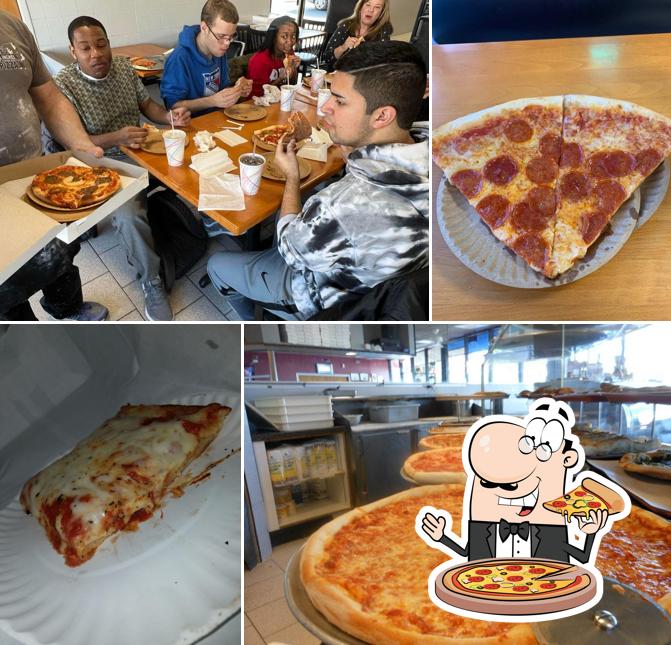 Joe's Pizza in Copiague - Restaurant menu and reviews