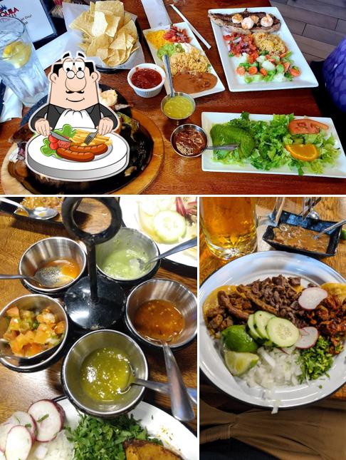 La Tequila Jalisco Restaurant Bar and Grill in Balcones Heights