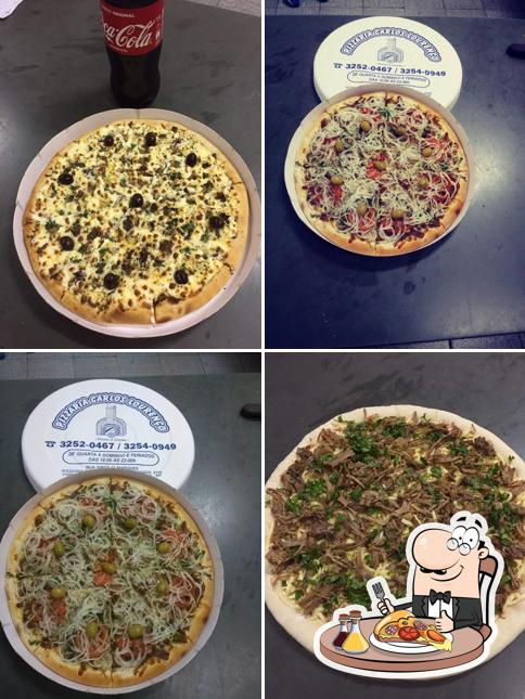 Experimente pizza no Pizzaria Carlos Lourenço
