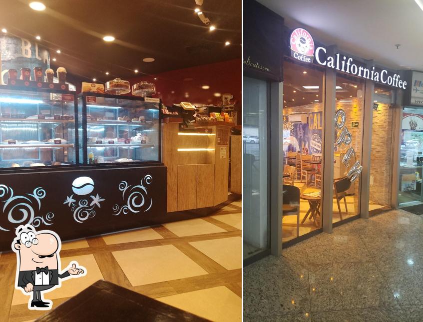 O interior do CALIFORNIA COFFEE