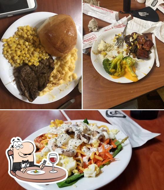 Golden Corral Buffet & Grill, 9111 N Loop 1604 W in San Antonio