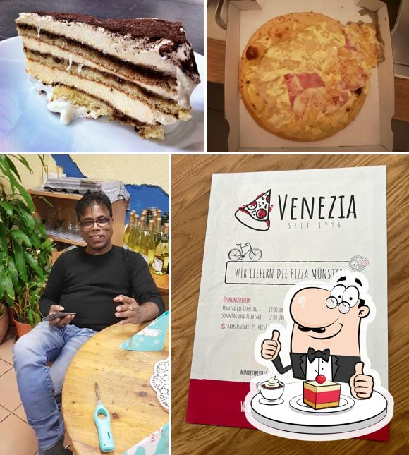 Pizzeria Venezia serviert eine Mehrzahl von Süßspeisen