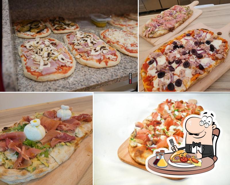 Scegli una pizza a Che bella pinsa"ta al bar Italia