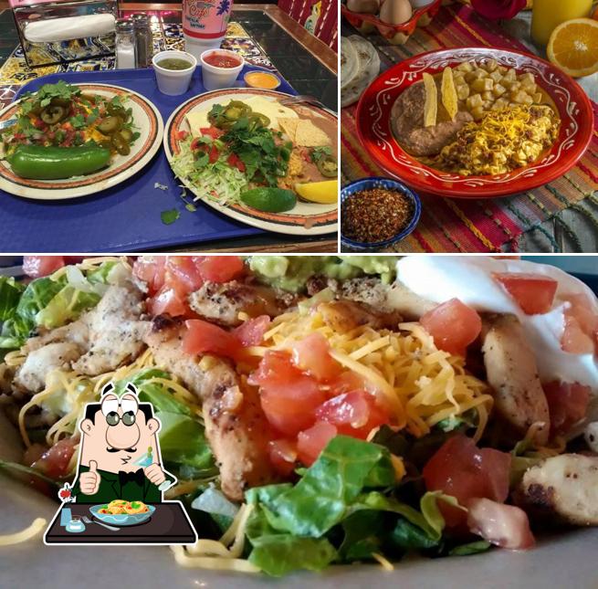 Rosa's Café & Tortilla Factory in Mansfield Restaurant menu and reviews